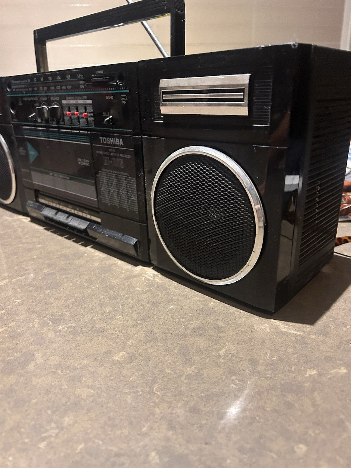 Vintage Toshiba RT-7016 Boombox Radio Cassette Restoration Project 80s