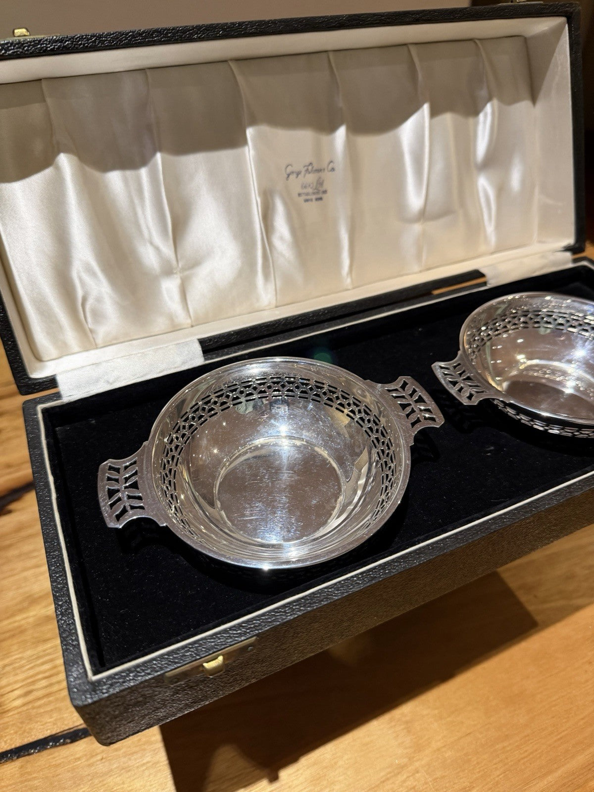 Sterling Silver Bon Bon Dishes Pair 1963 Birmingham HCD Boxed 148g