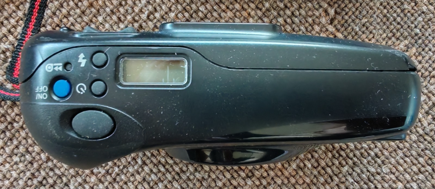 Vintage Yashica EZ Zoom 38 – 70mm Film Camera & Case