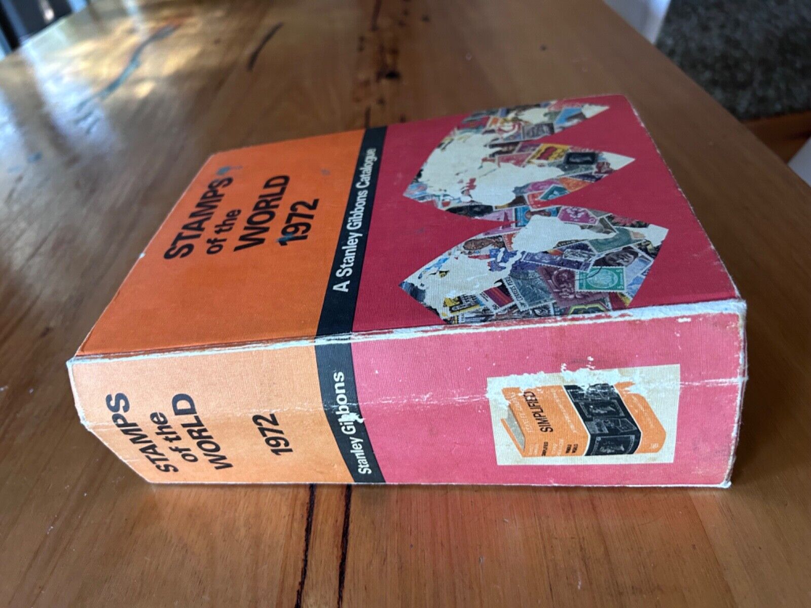 Stamps Of The World 1972 ~ A Stanley Gibbons Catalogue Hard Back