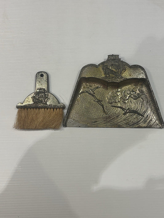 Vintage Metal Crumb Brush & Tray Set Ship Design – Decorative Nautical Theme