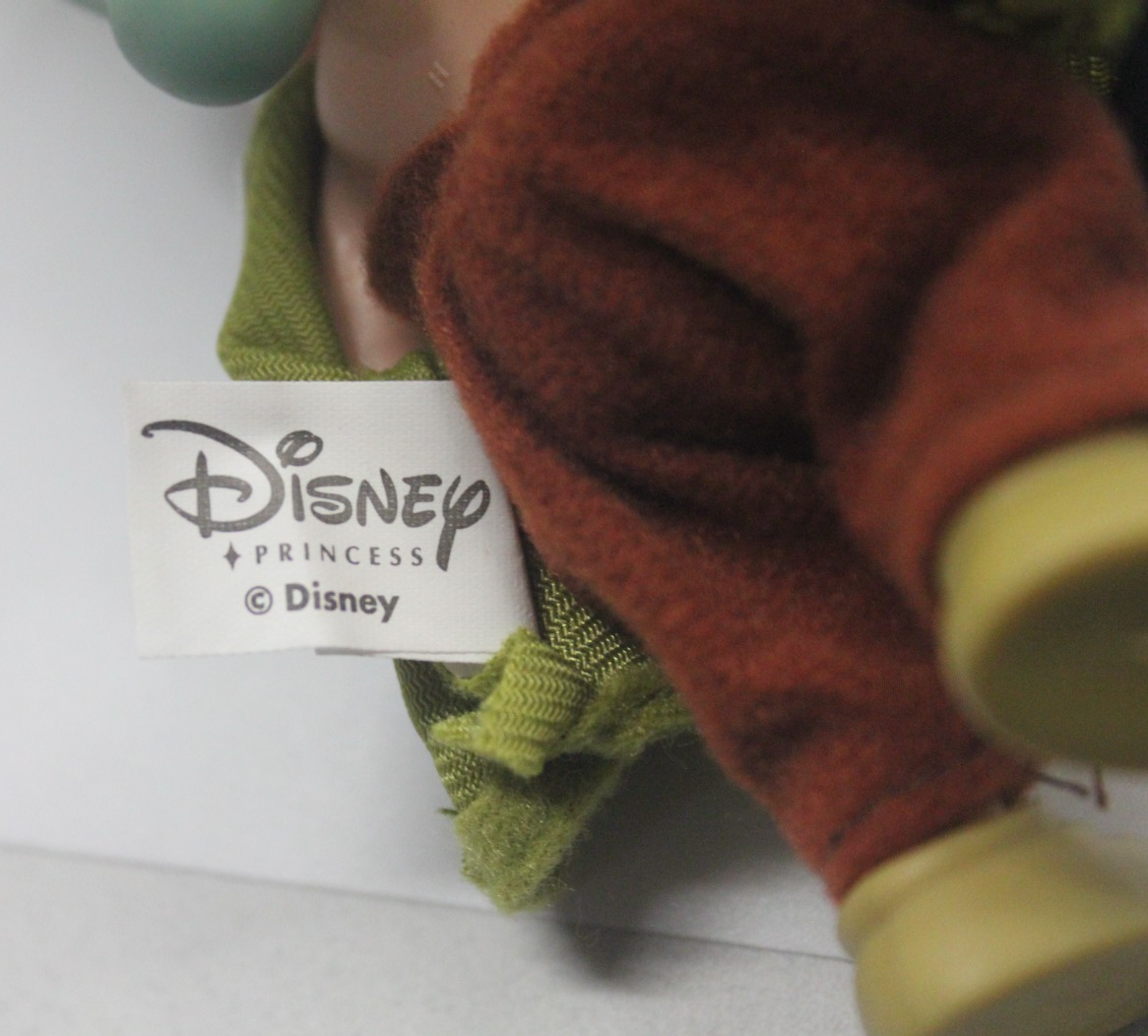 Disney Seven Dwarfs Complete Set Simba Vintage Plush and Vinyl Figures 12cm