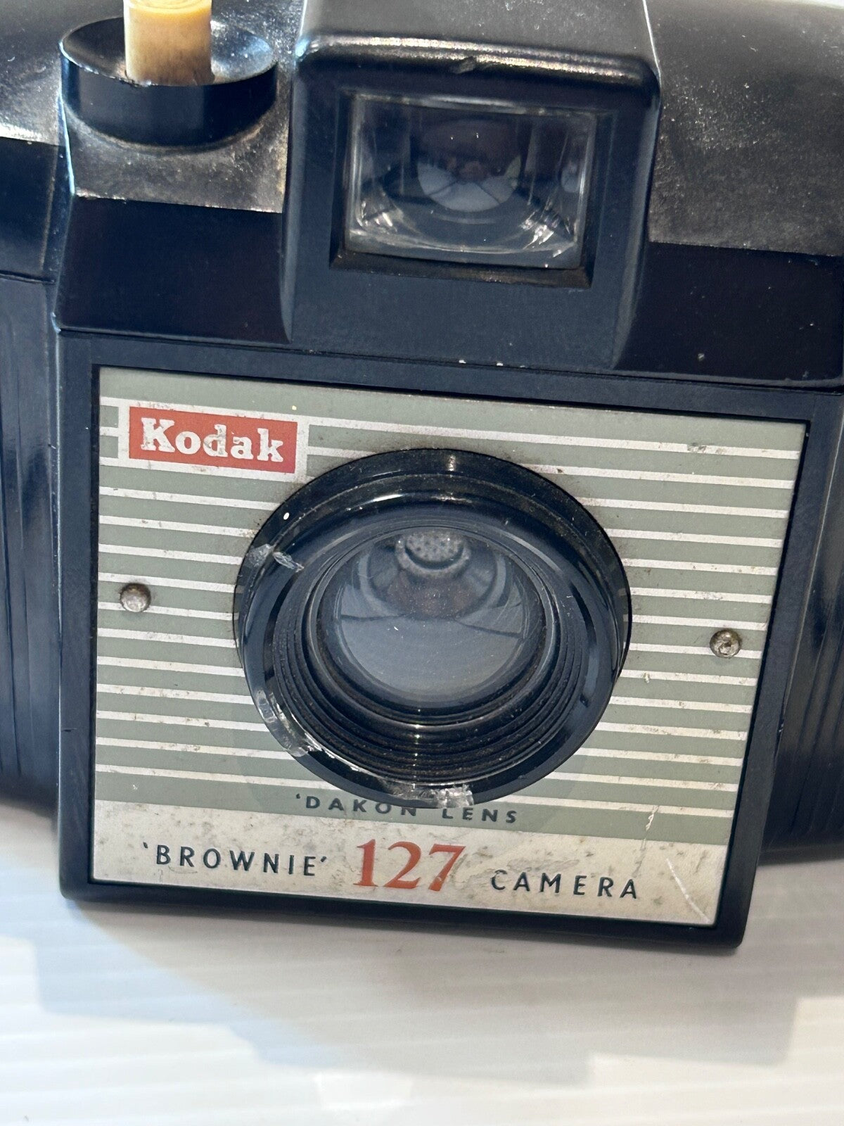 Vintage Kodak Brownie 127 Camera with Dakon Lens – Classic Mid-Century Photograp