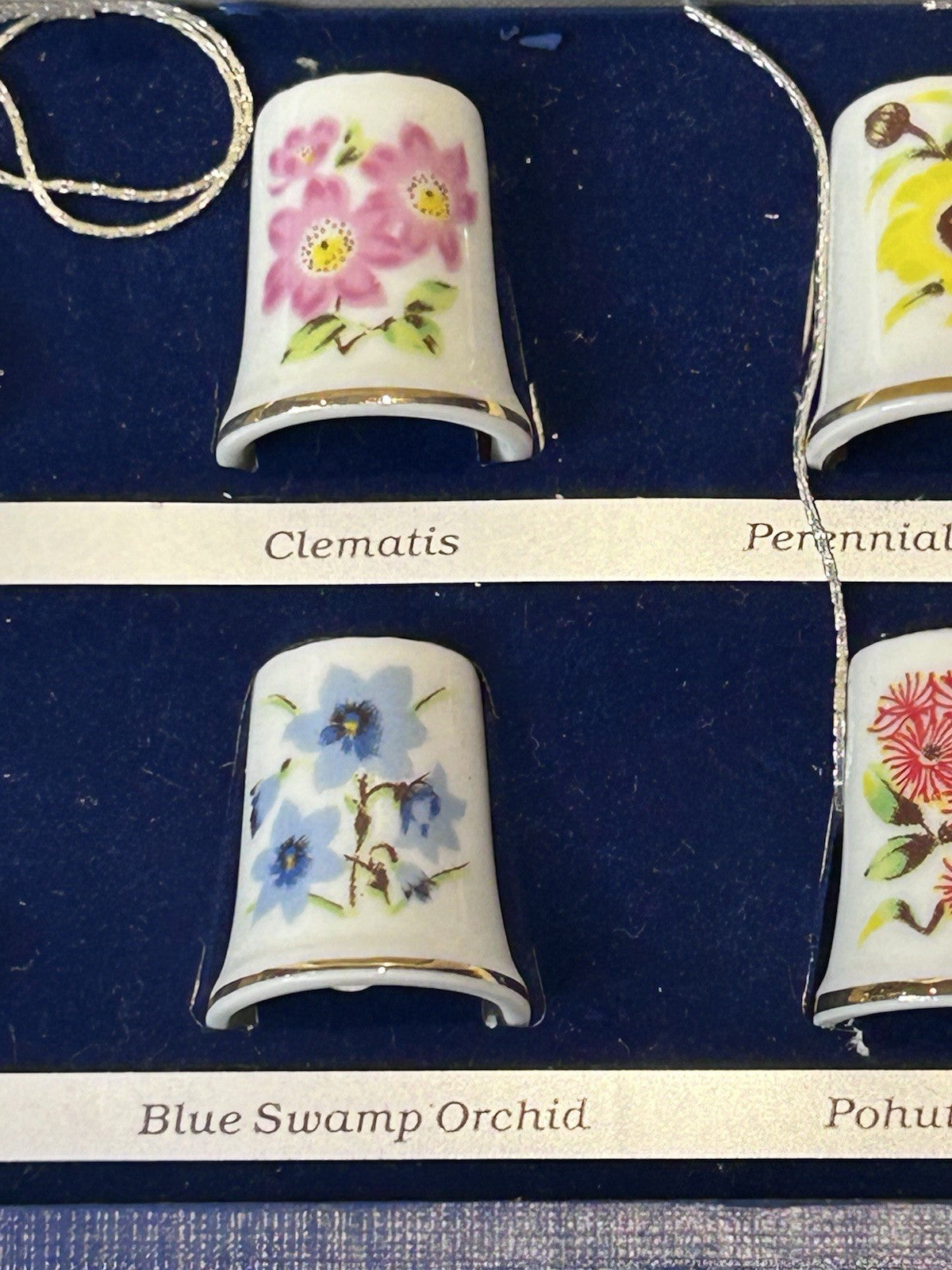 New Zealand Wildflower Thimble Collection Set of 6 w/ Case – NZ Collector