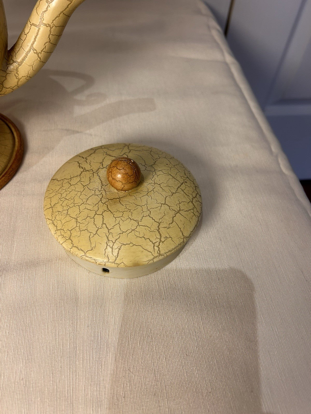 Rustic Rooster Decorative Teapot Jug – Crackle Finish Country Farmhouse 26cm