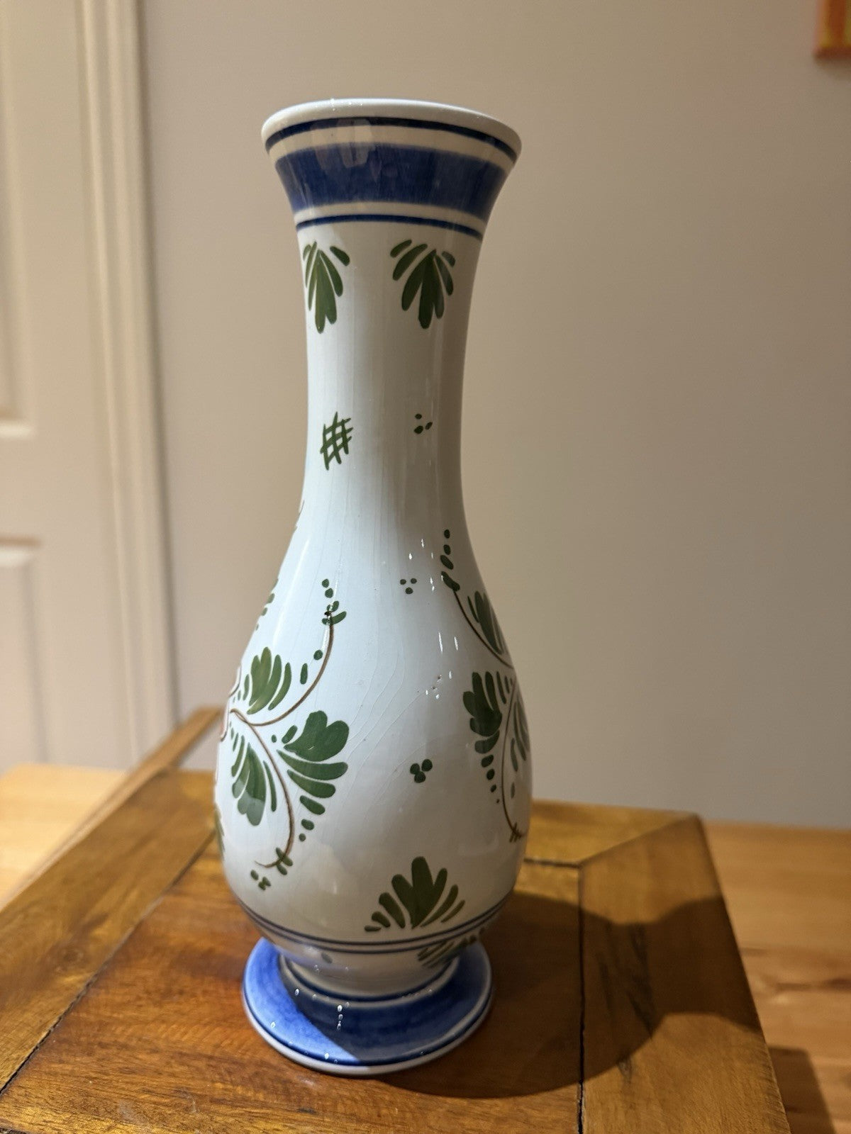 Vintage De Delftse Pauw Hand Painted Delft Holland Floral Vase 23cm
