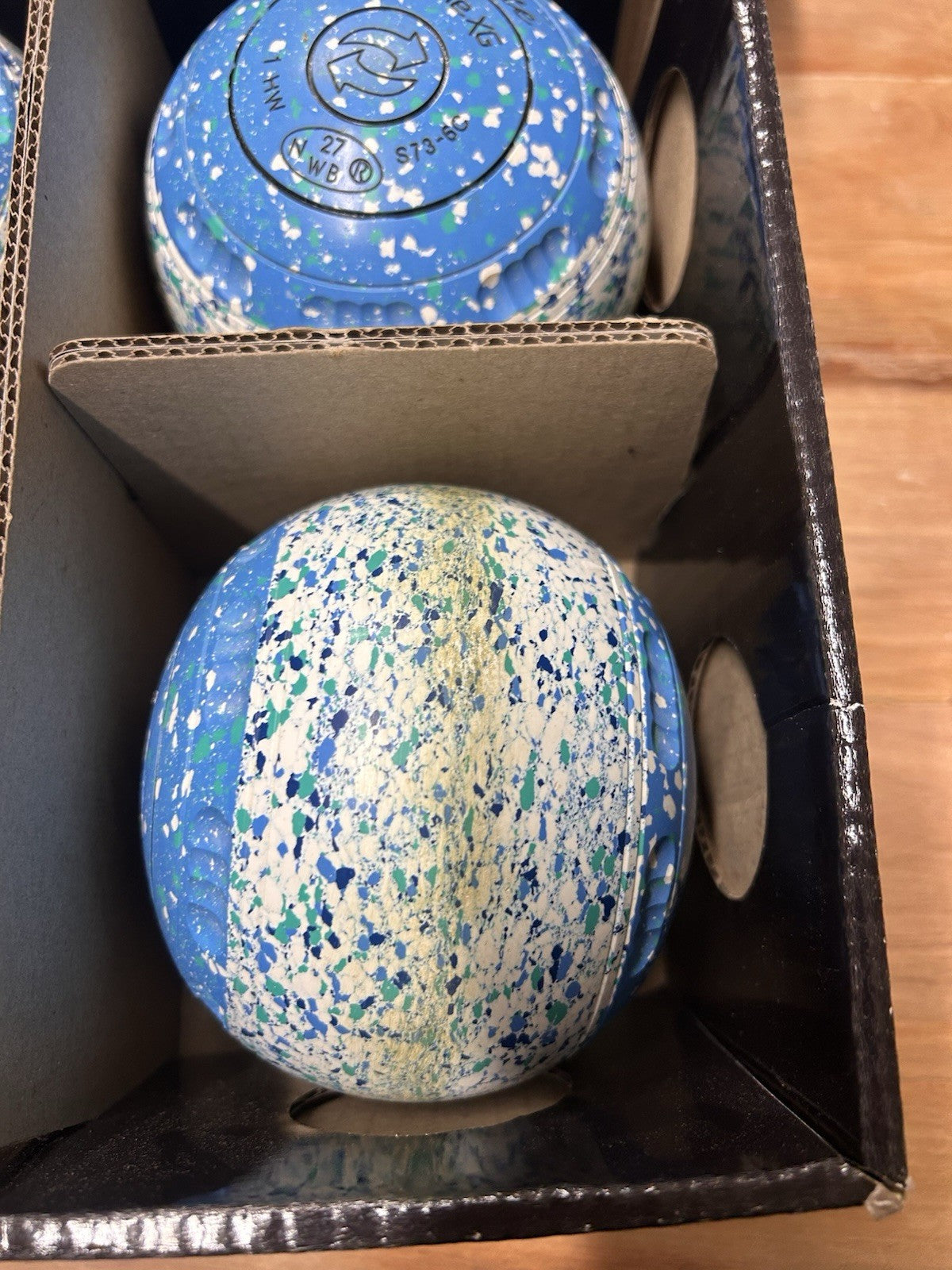 Henselite Dreamline XG Lawn Bowls Size 1H Vapour Slice Gripped Heavy Set of 4