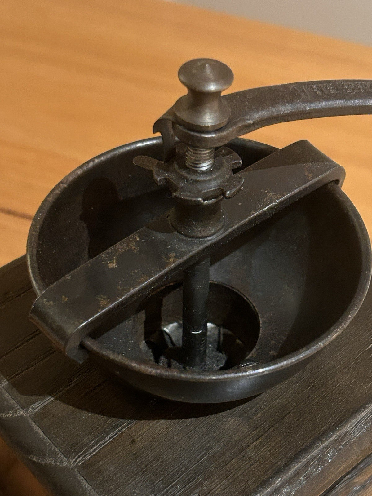 Tre Spade Vintage Coffee Grinder Made Italy Cast Iron Wooden Hand Mill 19cm