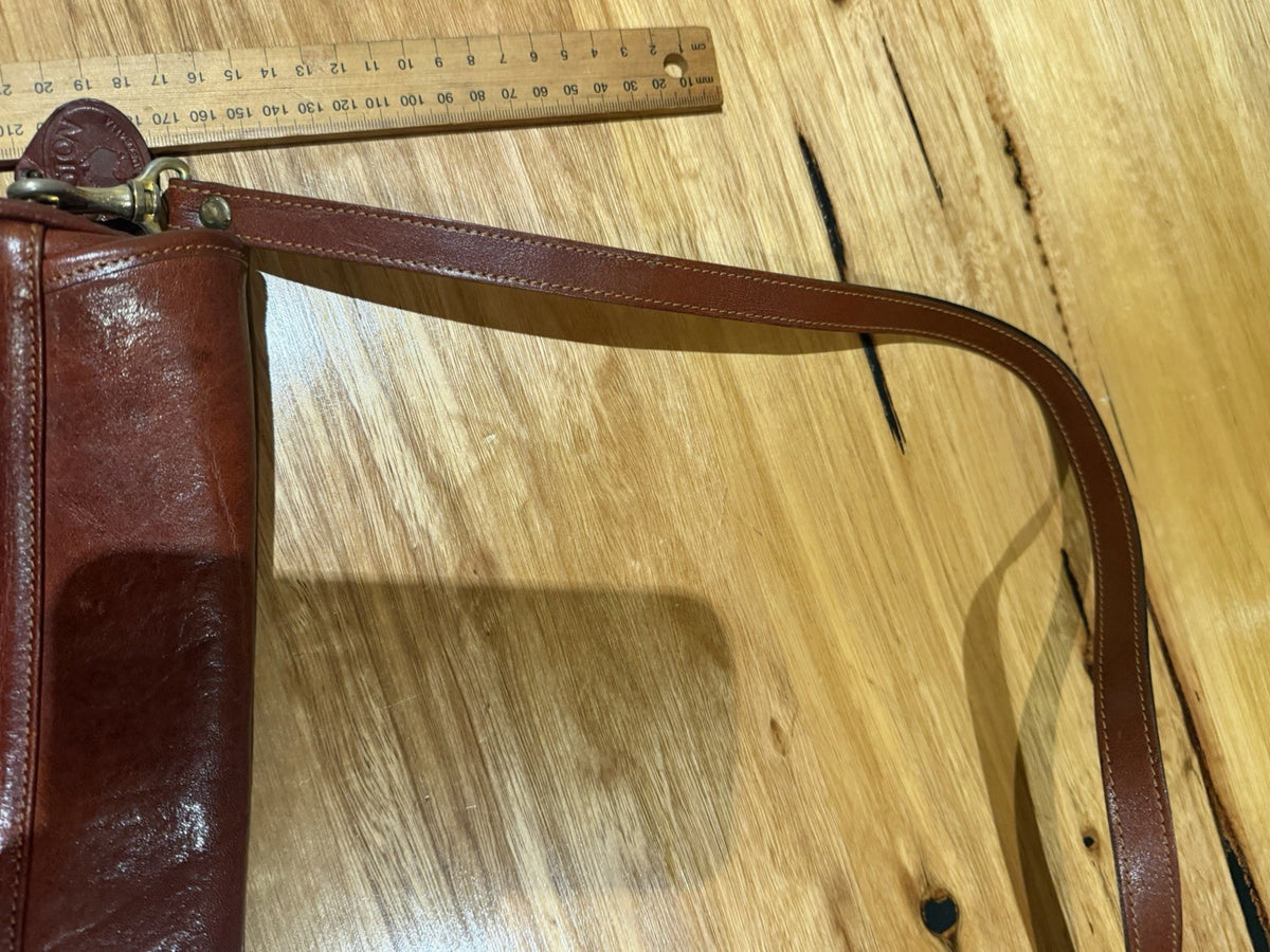 Vintage Oroton Florence Leather Shoulder Bag Brown Made in Australia Handbag
