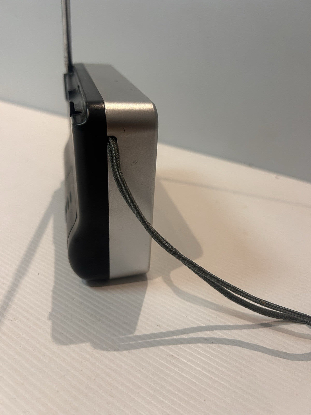 "AOGT" AM FM Radio - Brand new never used, still in original box and bubble wrap