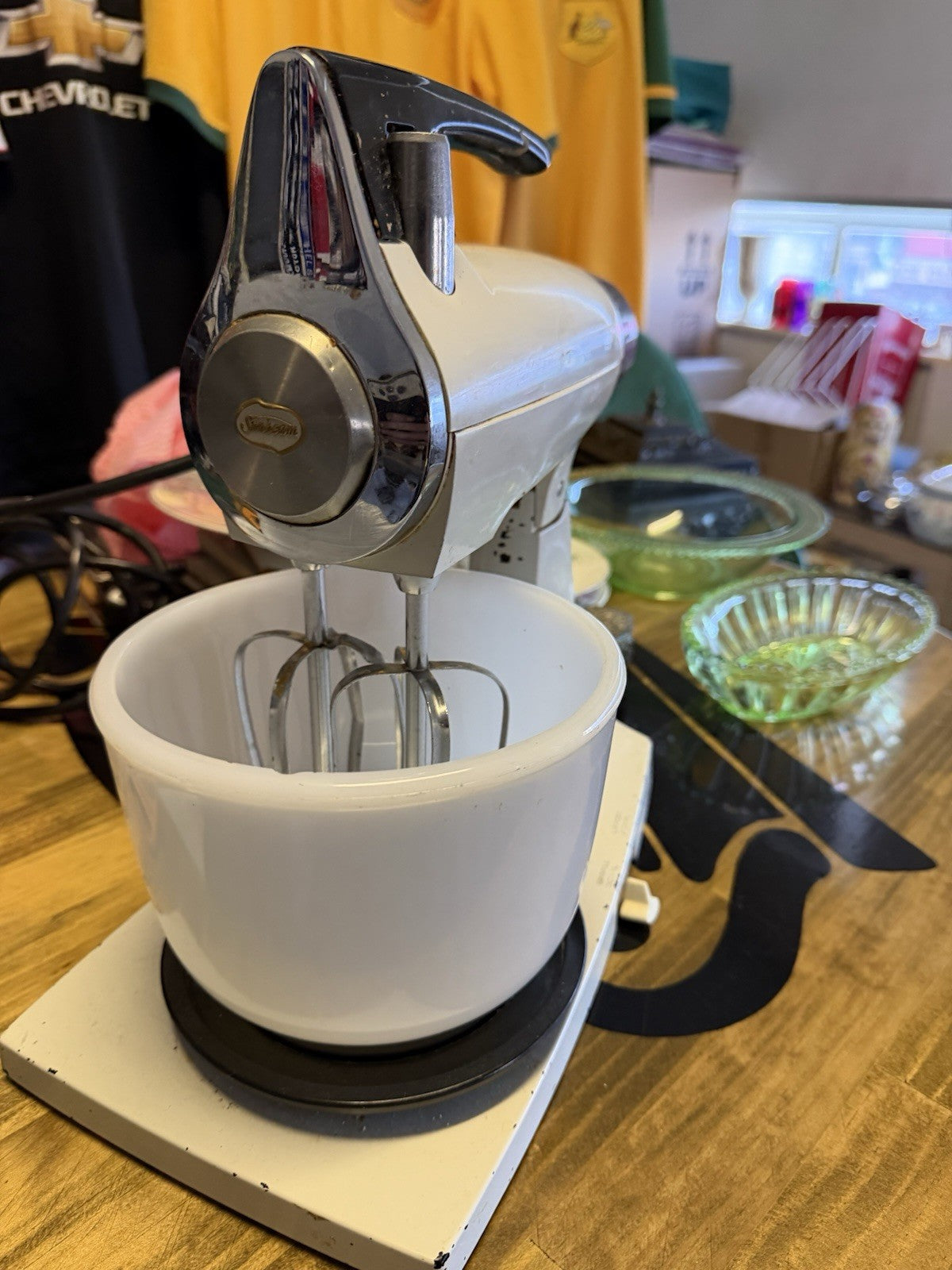 Vintage Sunbeam Mixmaster Stand Mixer White Milk Glass Bowl Tested Working