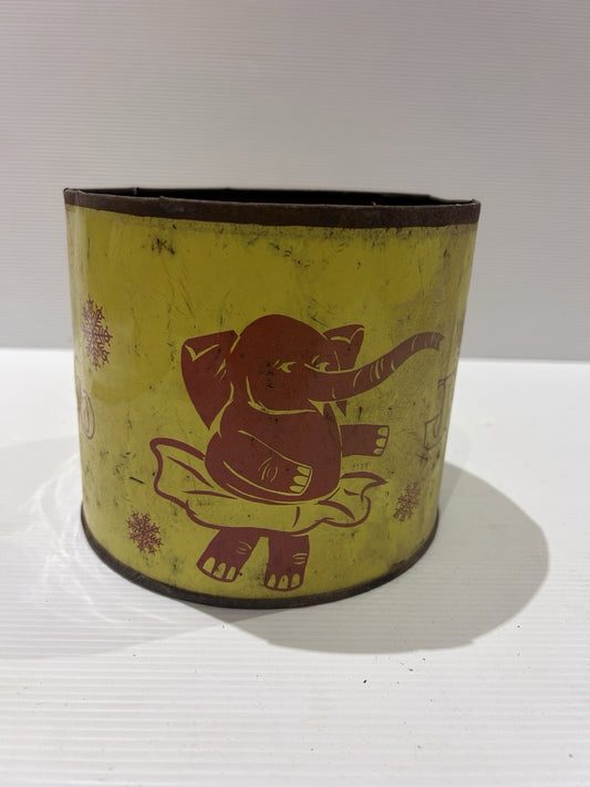 Vintage Jumbo Elephant Tin Yellow Oval Snowflake Biscuit Tin c1950s