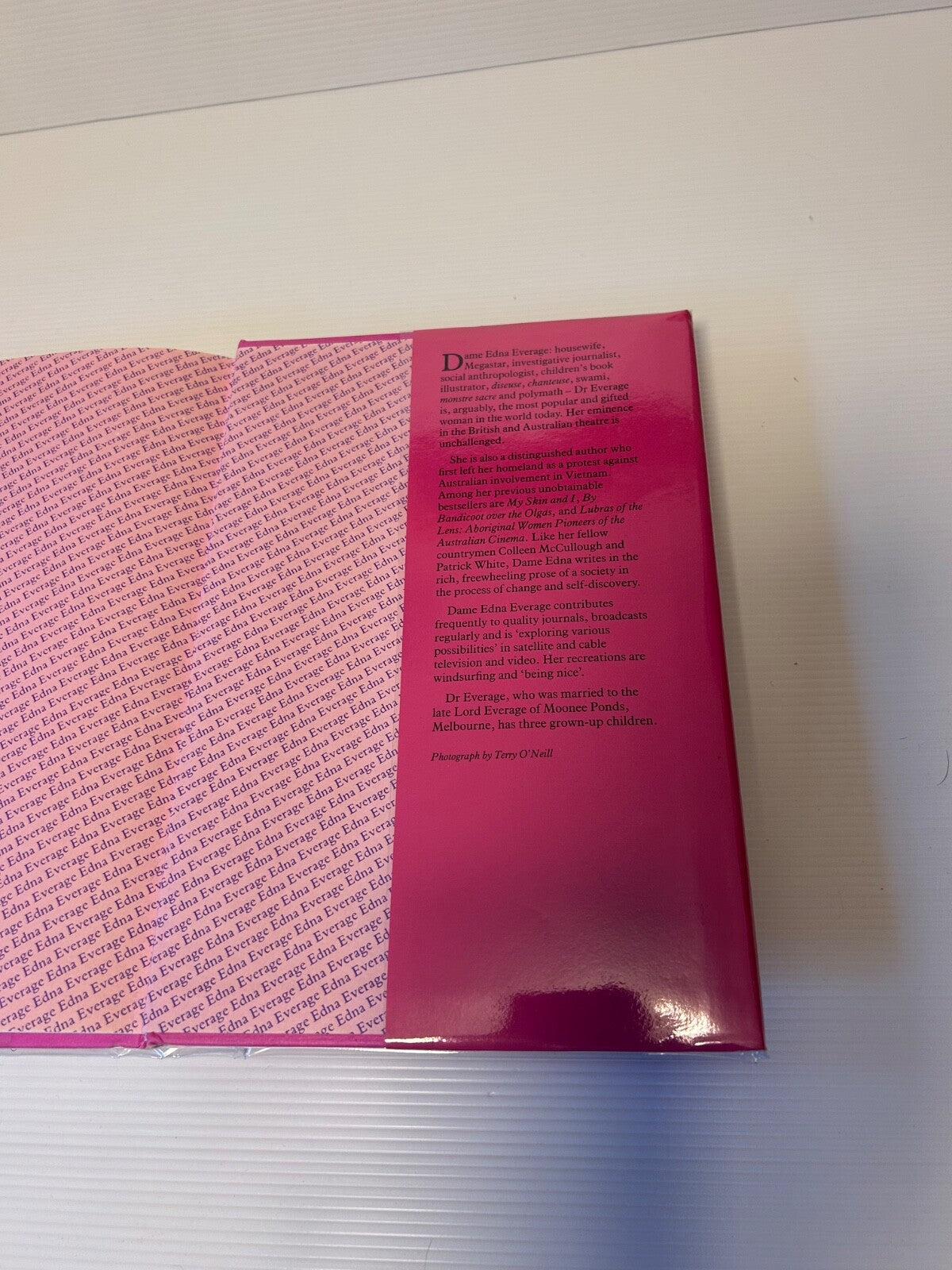 Dame Edna Everage My Gorgeous Life 1989 HC DJ 1st Ed Macmillan Humour