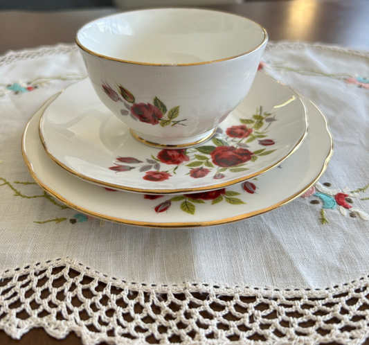 Duchess Bone China | Trio Red Roses | Gold Trim | England Vintage Teacup Set