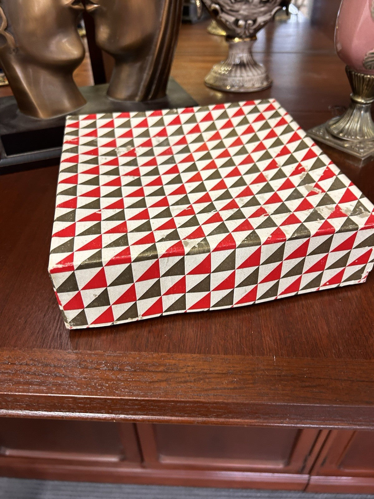 Vintage Anchor Hocking Milk Glass Grape Serving Dish Gold Rim Boxed USA