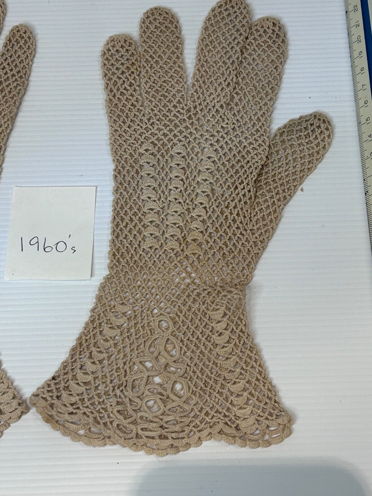 Vintage 1960s Handmade Crochet Women's Gloves