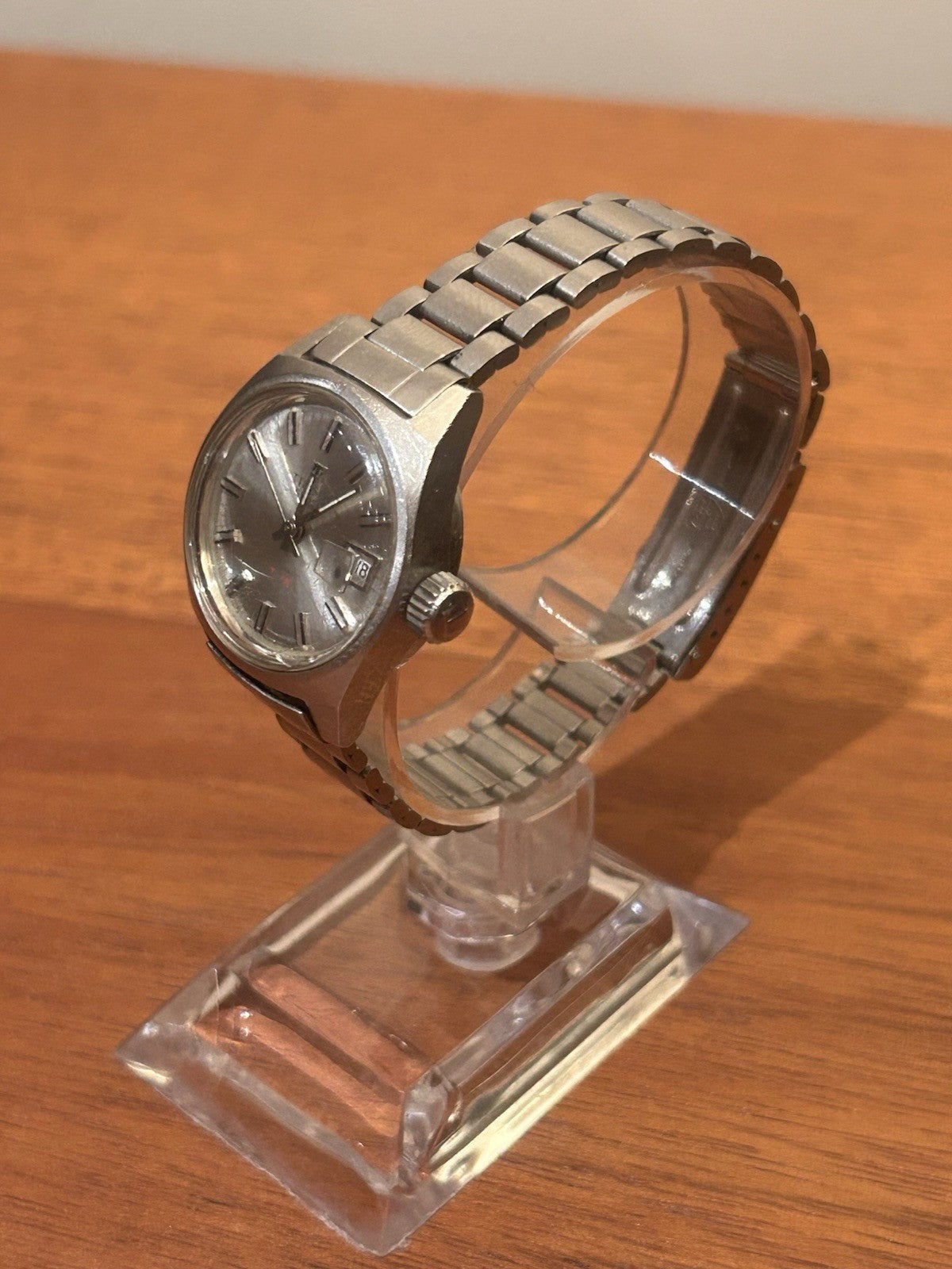 Vintage 1970s Tissot T12 Ladies Automatic Mechanical 120m SS Watch 38556