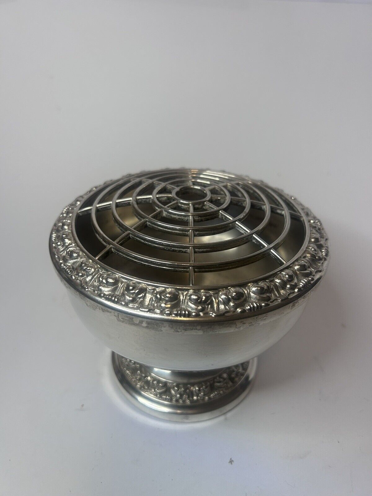 Large Vintage IANTHE (Ian Heath Ltd-UK) Silver Plated Rose Bowl & Frog (6”/15cm)