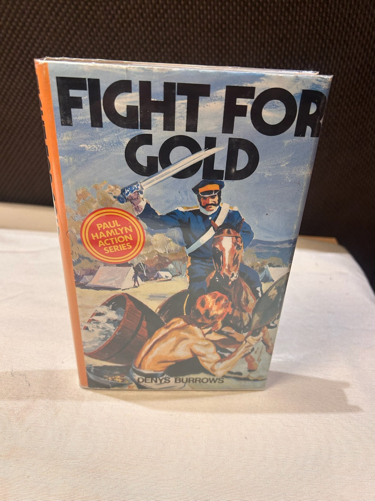 Fight for Gold – Denys Burrows | Vintage 1974 Paul Hamlyn Action Series
