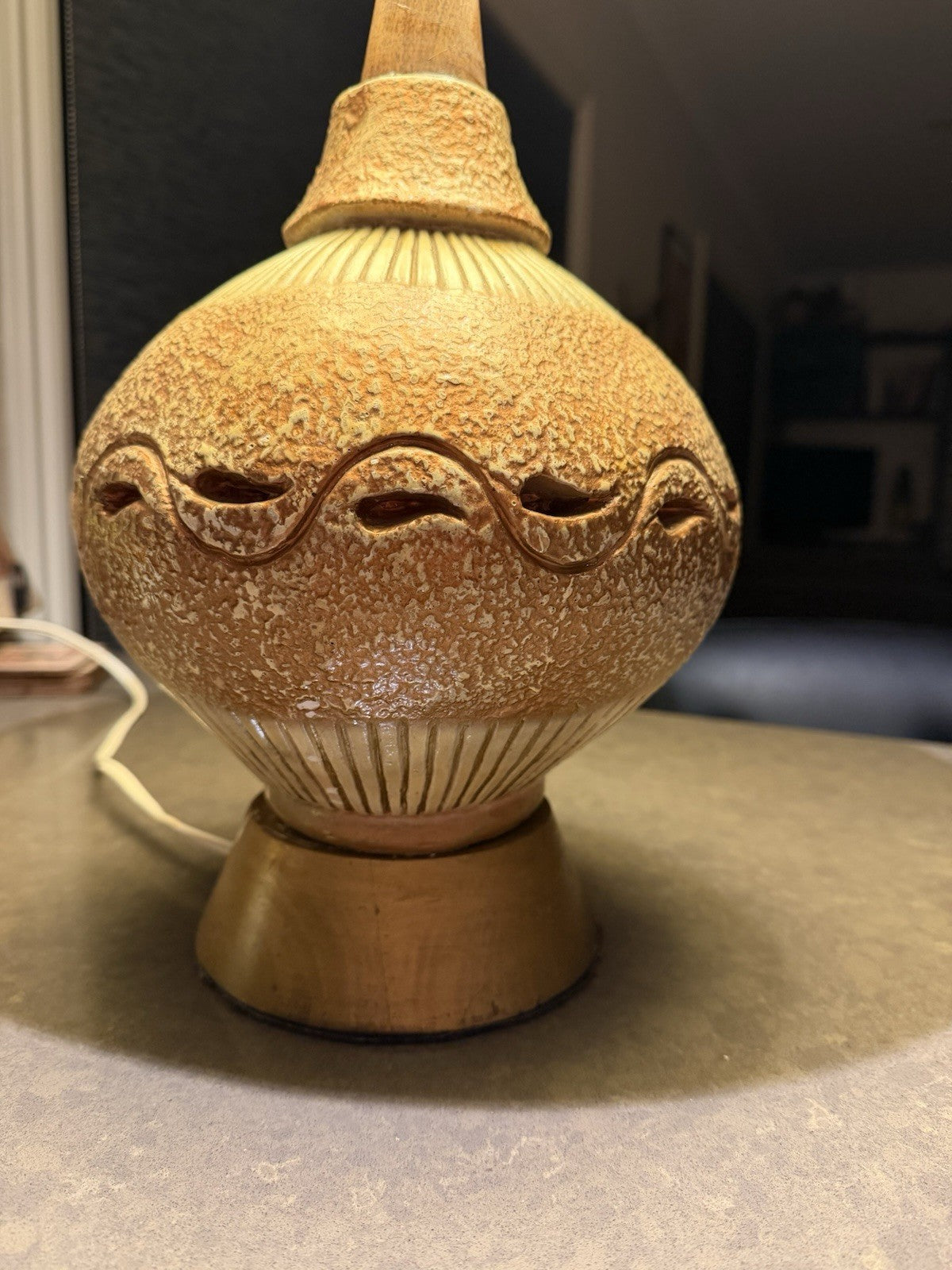 Vintage Mid Century Studio Pottery Table Lamp Ceramic Timber Base Working