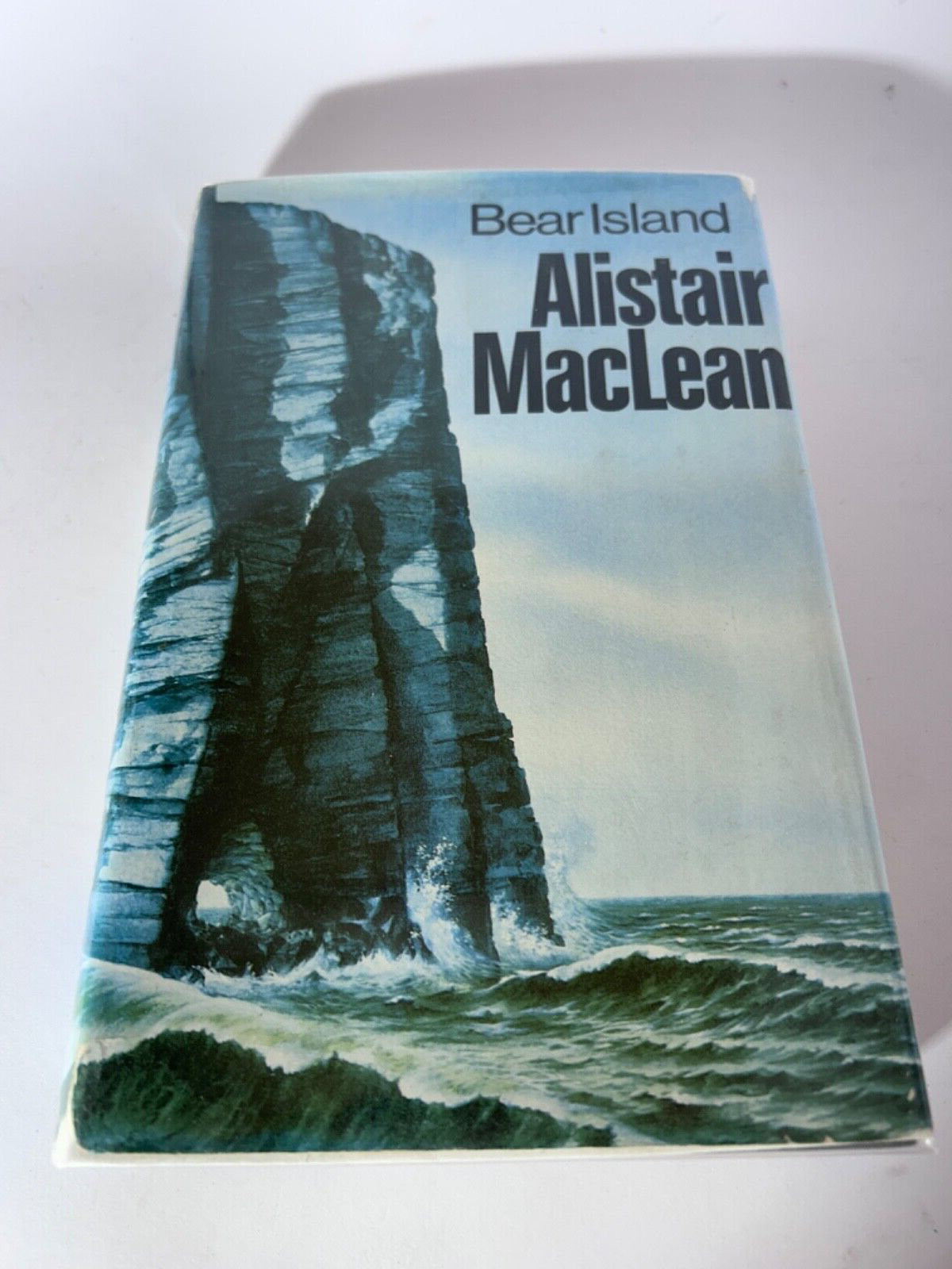 8 Alistair Maclean Books including 6 First Editions including HMS Ulysses