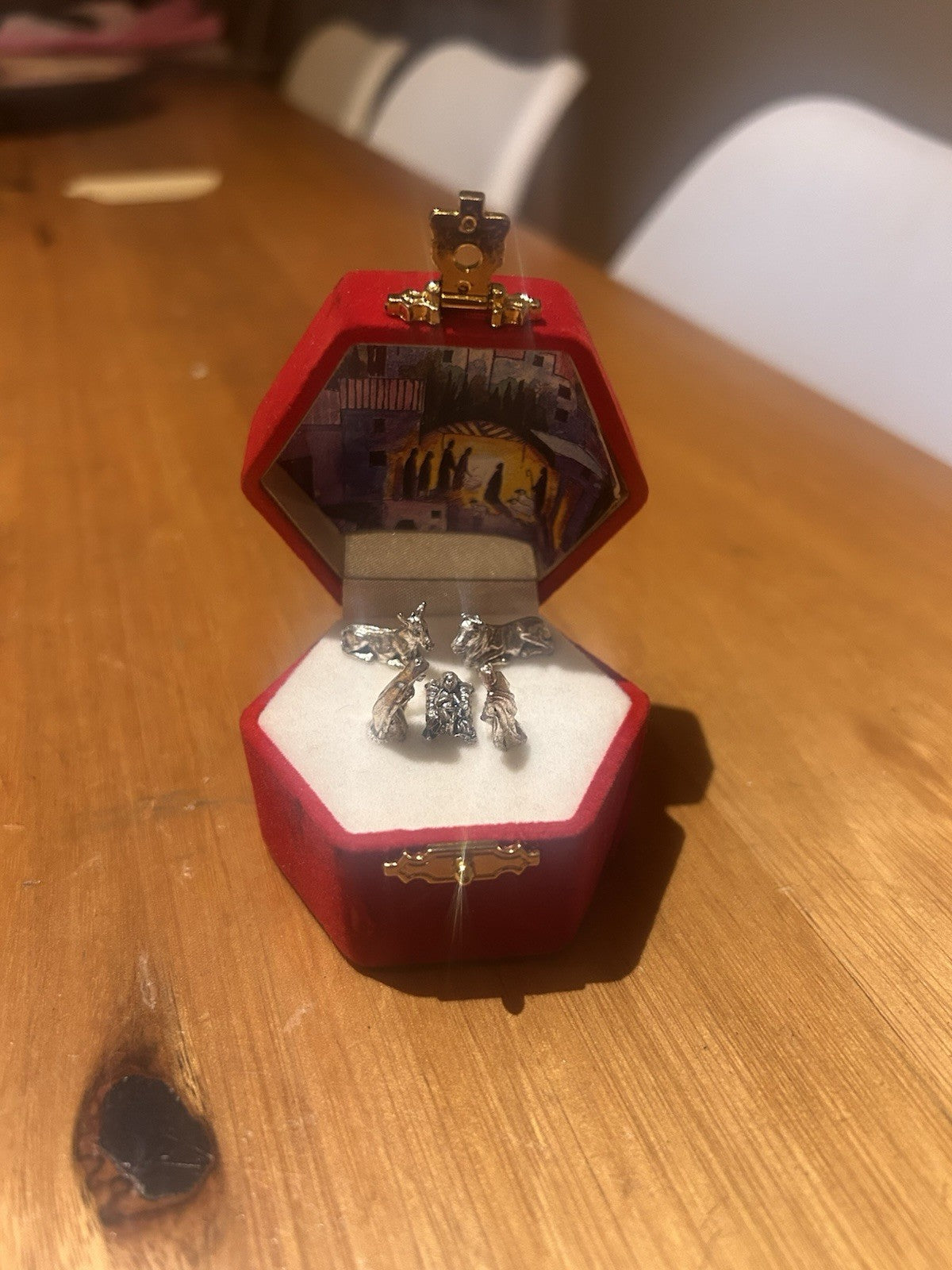 Miniature Pewter Nativity Set in Velvet Display Box Christmas Crèche Scene