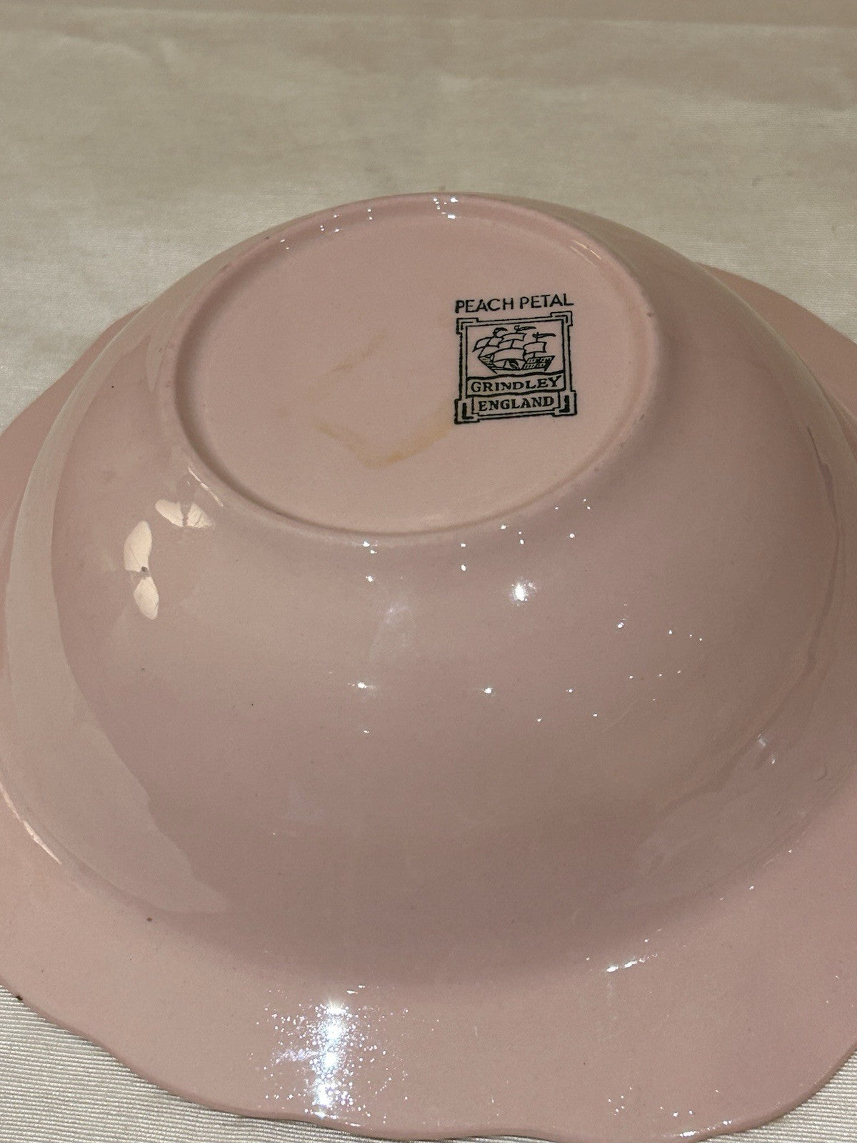 Vintage Grindley England Peach Petal Pink Serving Bowl 24cm 
