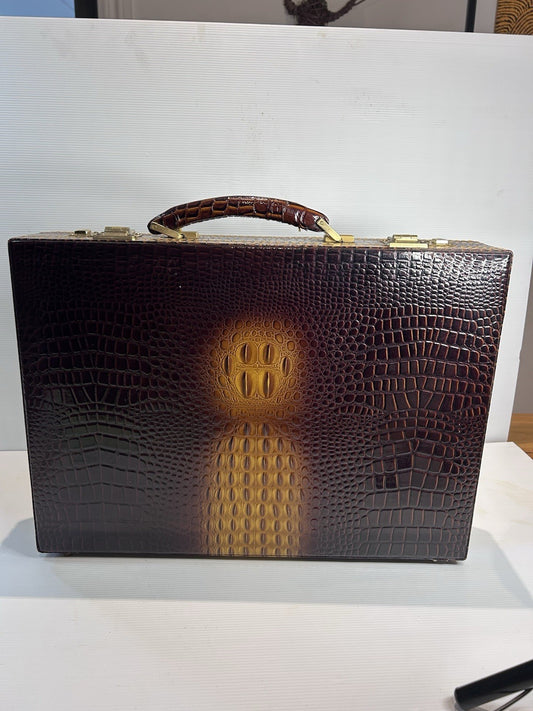 Vintage Faux Croc Leather Briefcase with Combo Lock – Retro Executive Case