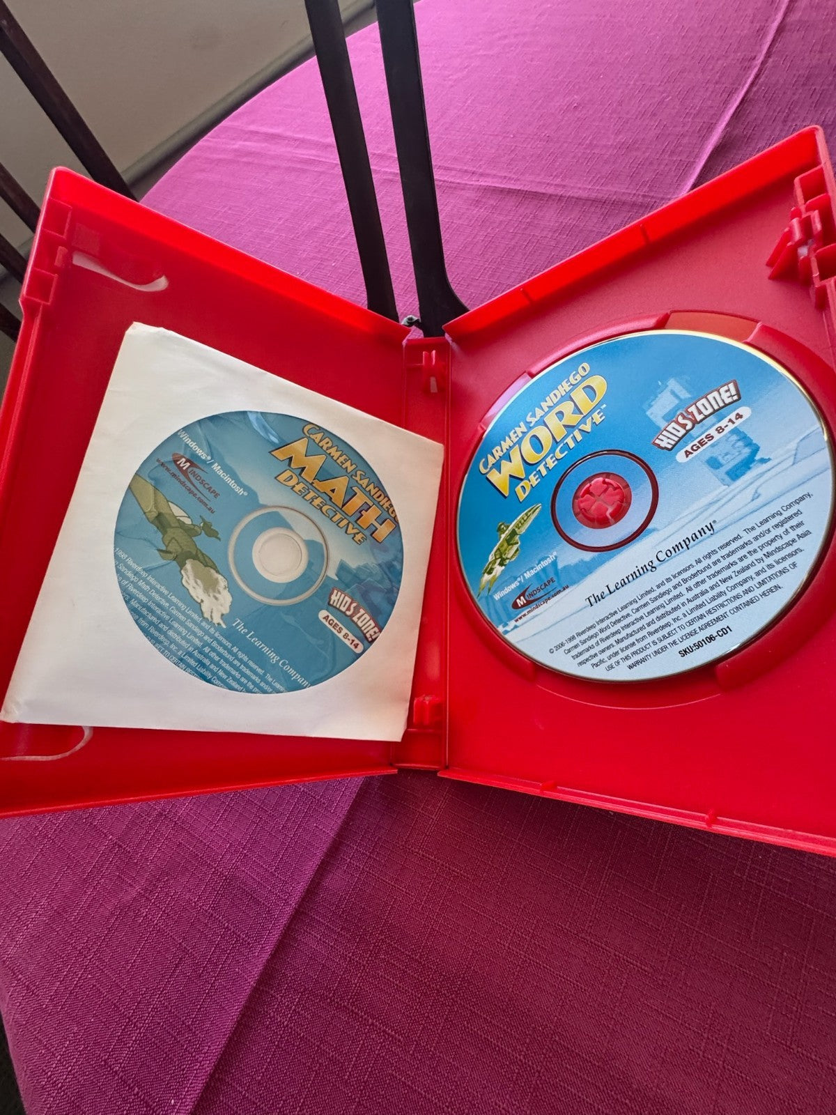 Kids Zone Carmen Sandiego Math & Word Detective PC CD-ROM – Complete | c. 2002