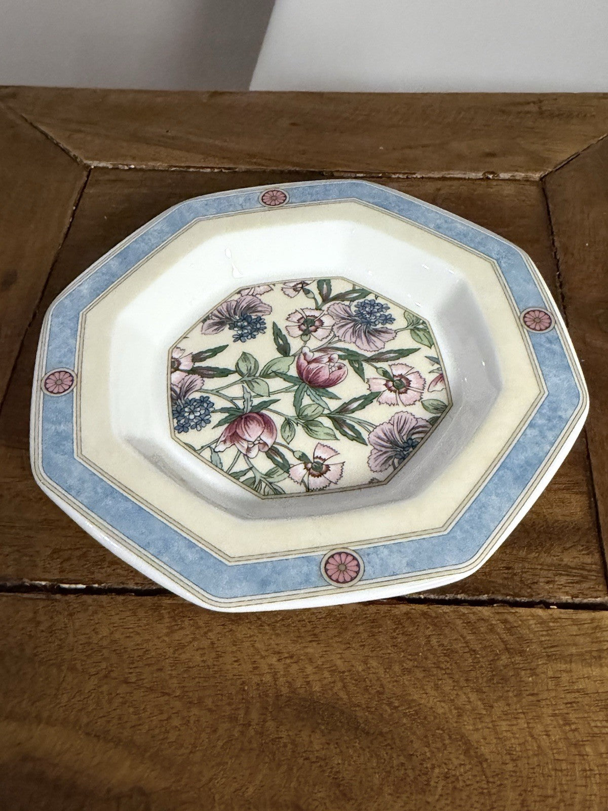 Wedgwood Sarah Bone China Dish Plate England 1995 Floral Octagonal 12cm