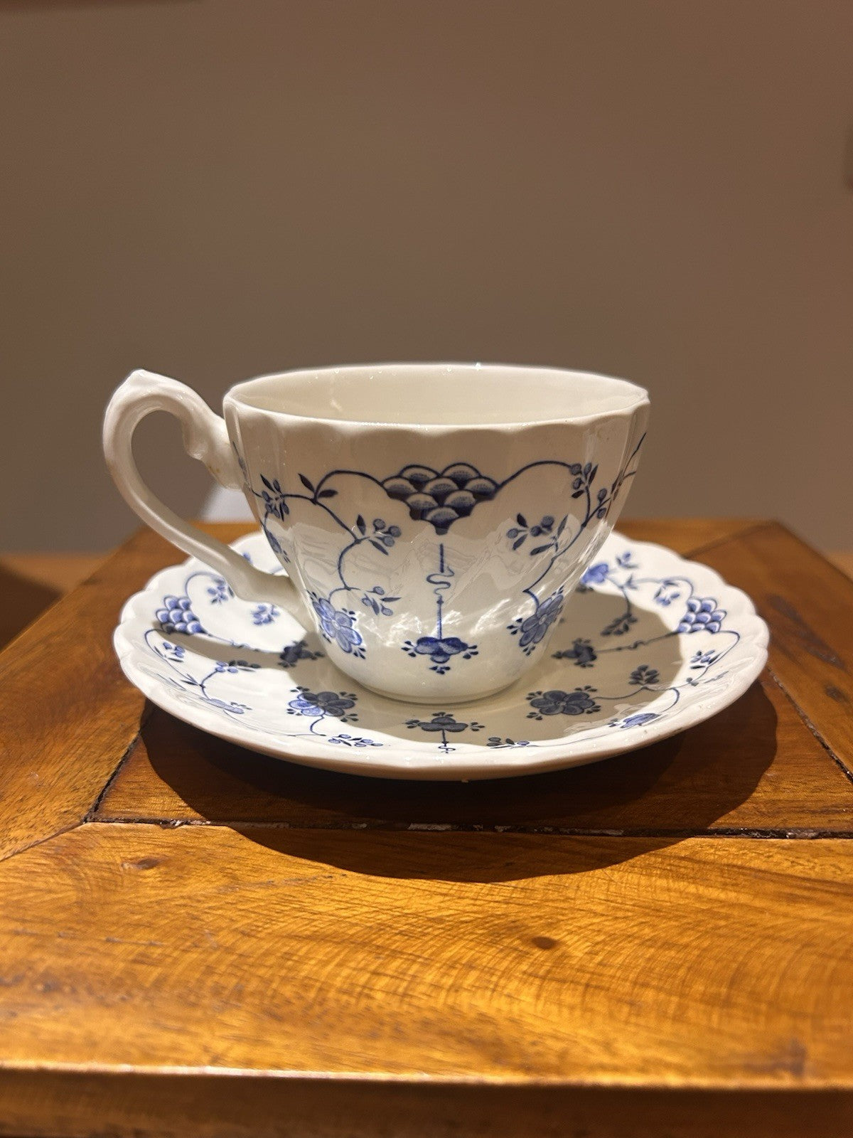 Myott Finlandia Blue Cup & Saucer 1982 England Staffordshire Vintage