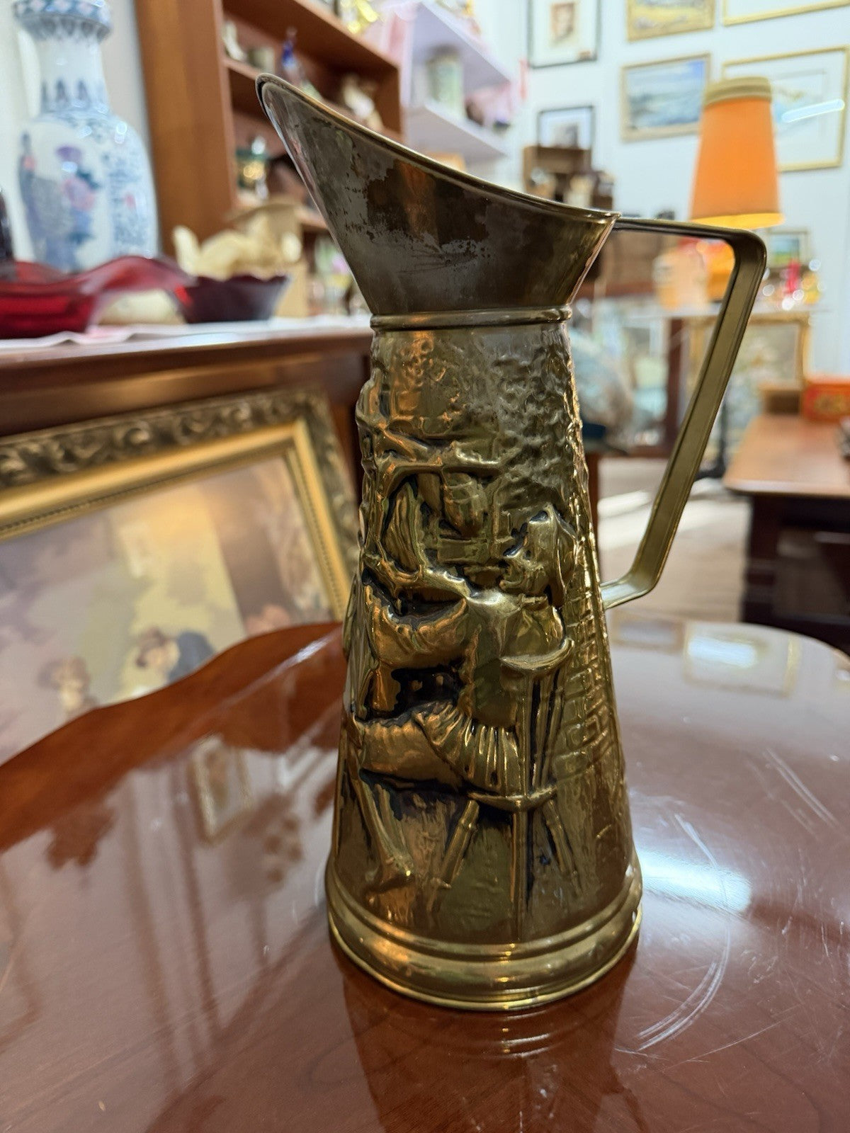 Vintage Peerage Adel England Brass Jug Pitcher Embossed Tavern Scene 26cm