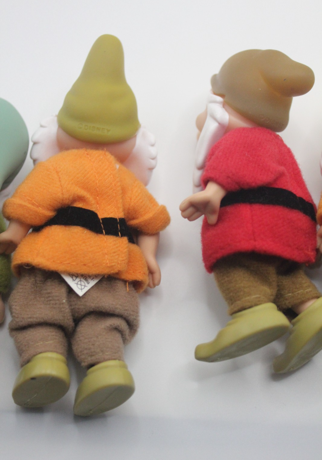 Disney Seven Dwarfs Complete Set Simba Vintage Plush and Vinyl Figures 12cm