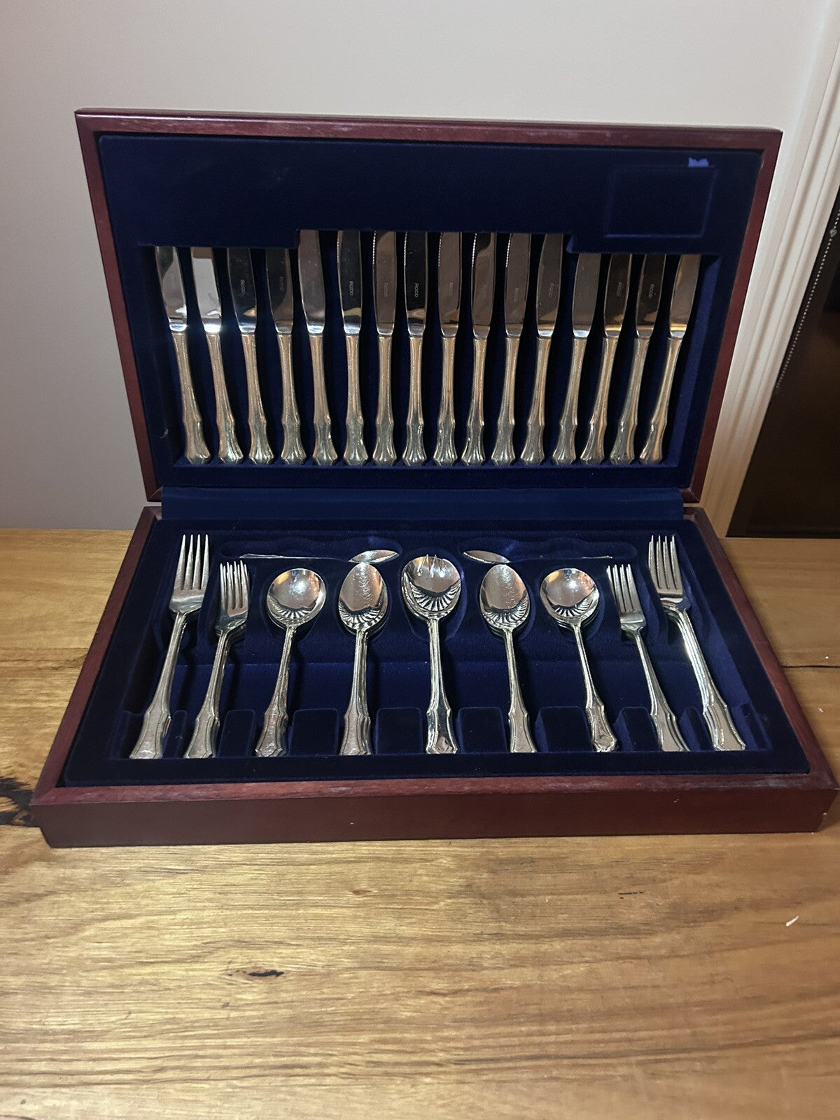 Rodd Duchess - 45 Piece Cutlery Set For Six - Silver-plated, Made In Australia