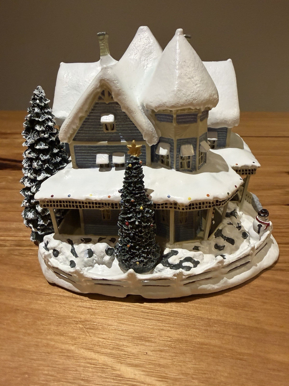 Thomas Kinkade Hawthorne Village Holiday Bed & Breakfast Village No Cord