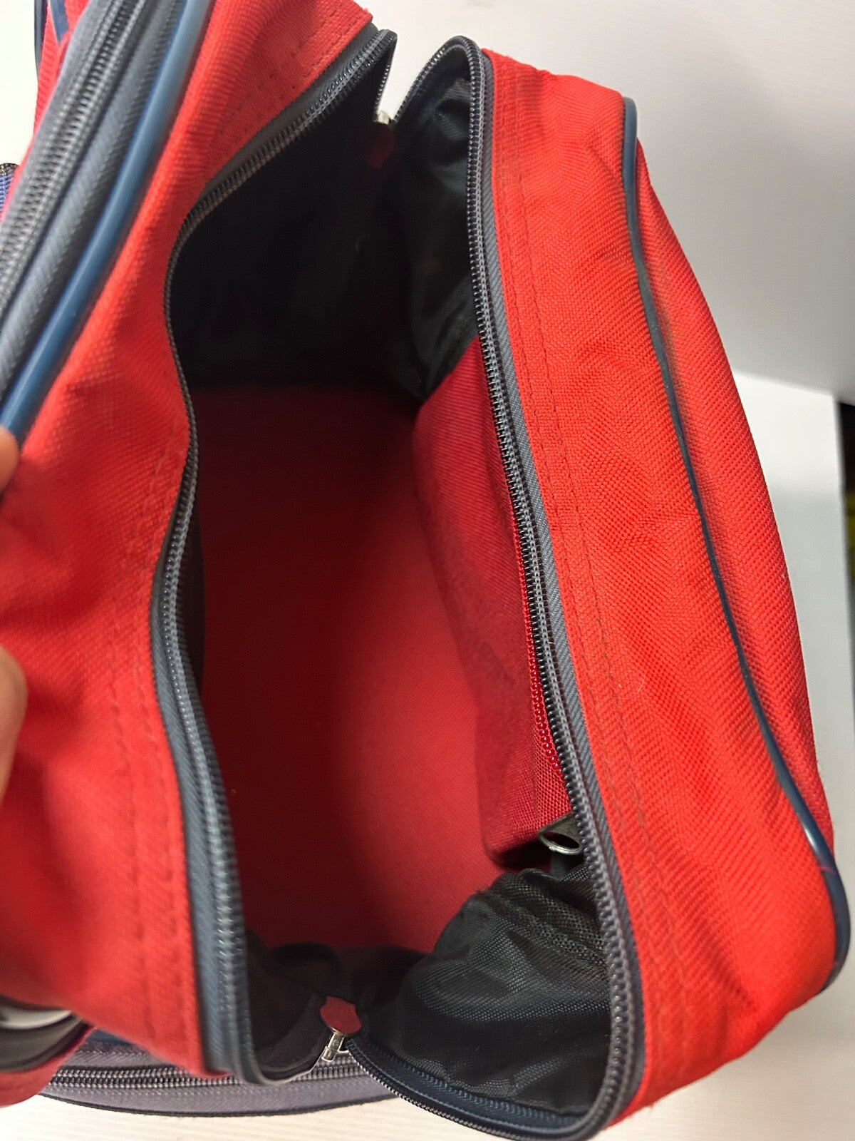 Drakes Pride Lawn Bowls Bag Red & Navy – 3 Compartment Carry Case - 4 bowls