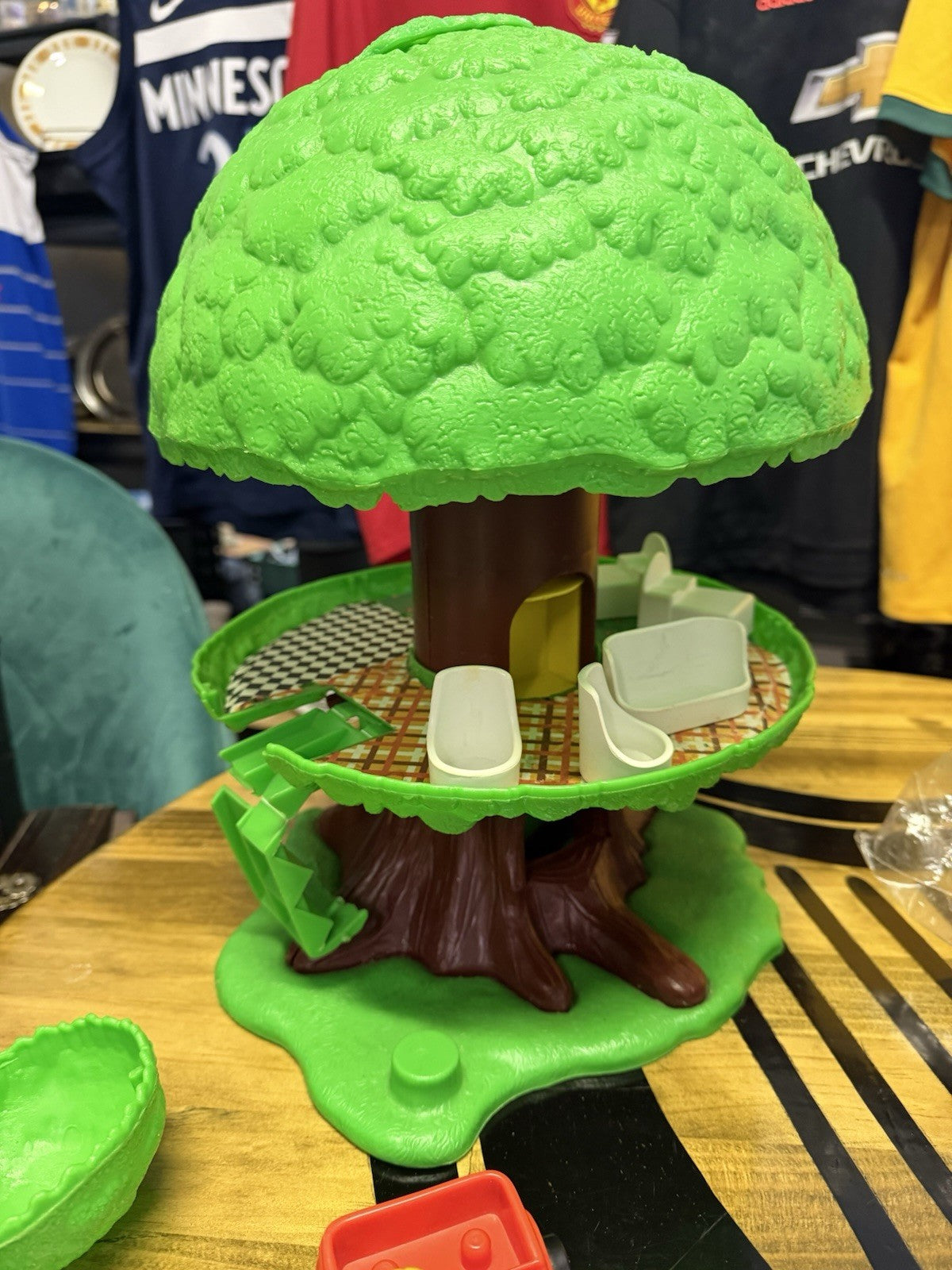 Vintage Kenner? Tree House Playset Car Figure Furniture Believed 1970s Toy