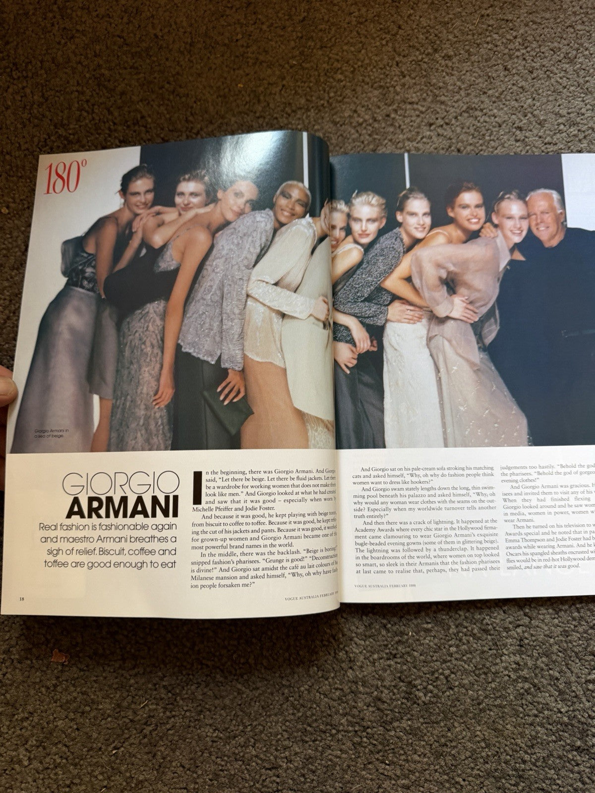 Vintage  February 1998 VOGUE Australia Magazine