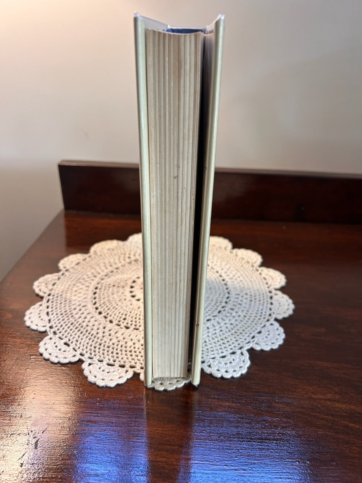 The Shoes of the Fisherman by Morris West (1963)