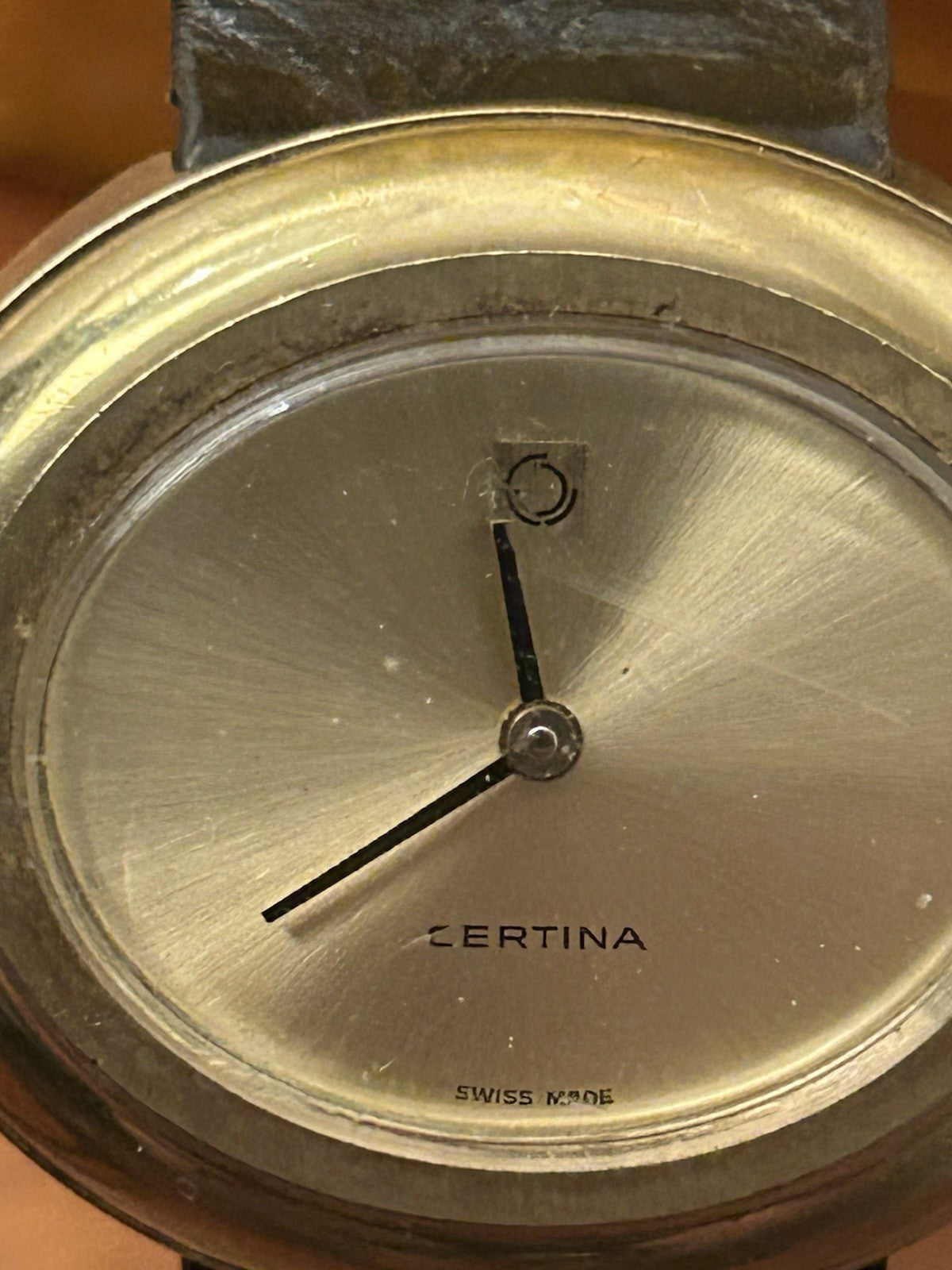 Vintage Certina Swiss Made Ladies Dress Watch Manual Wind Gold Tone 1970s