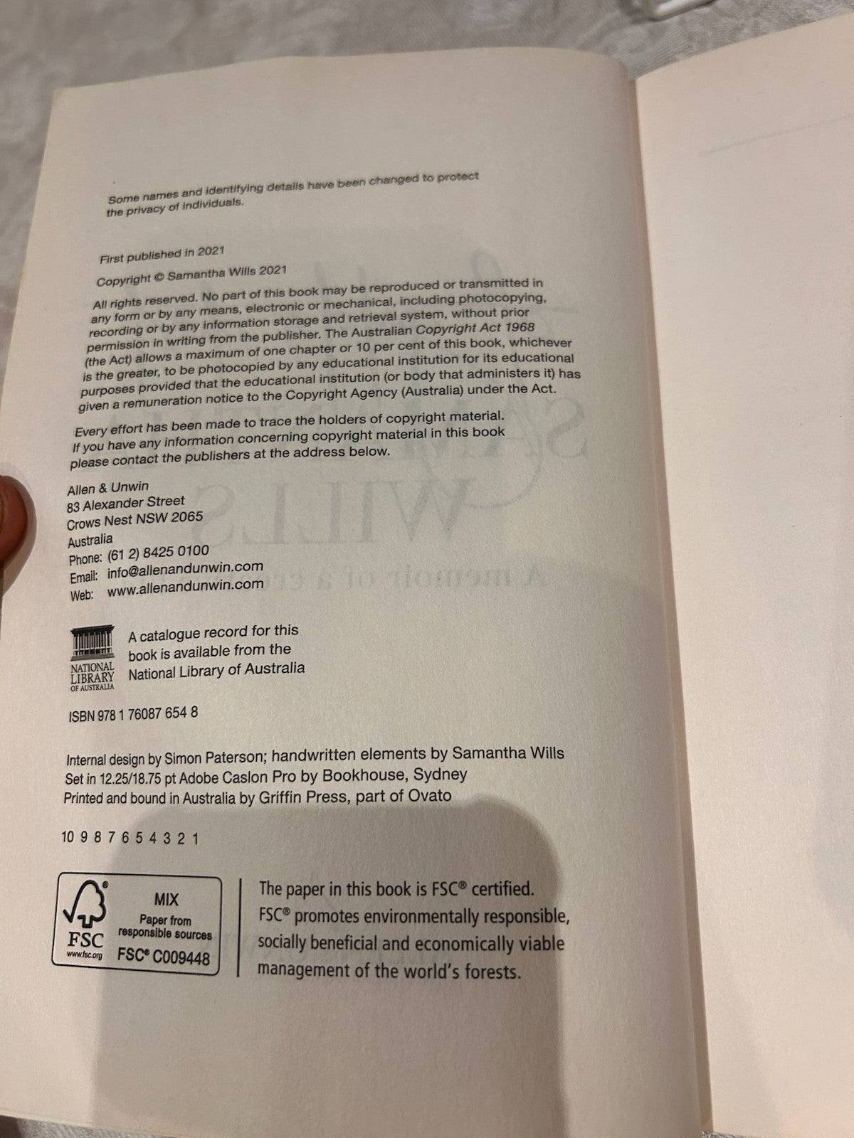 Of Gold and Dust - Signed Samantha Wills | Memoir & First Ed 2021