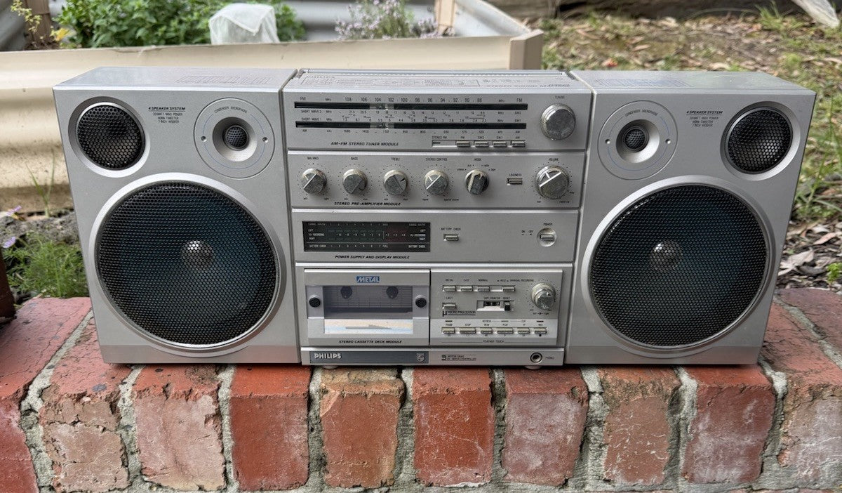 Philips D8623 Stereo Sound Machine Boombox Radio Cassette Vintage Tape Fault