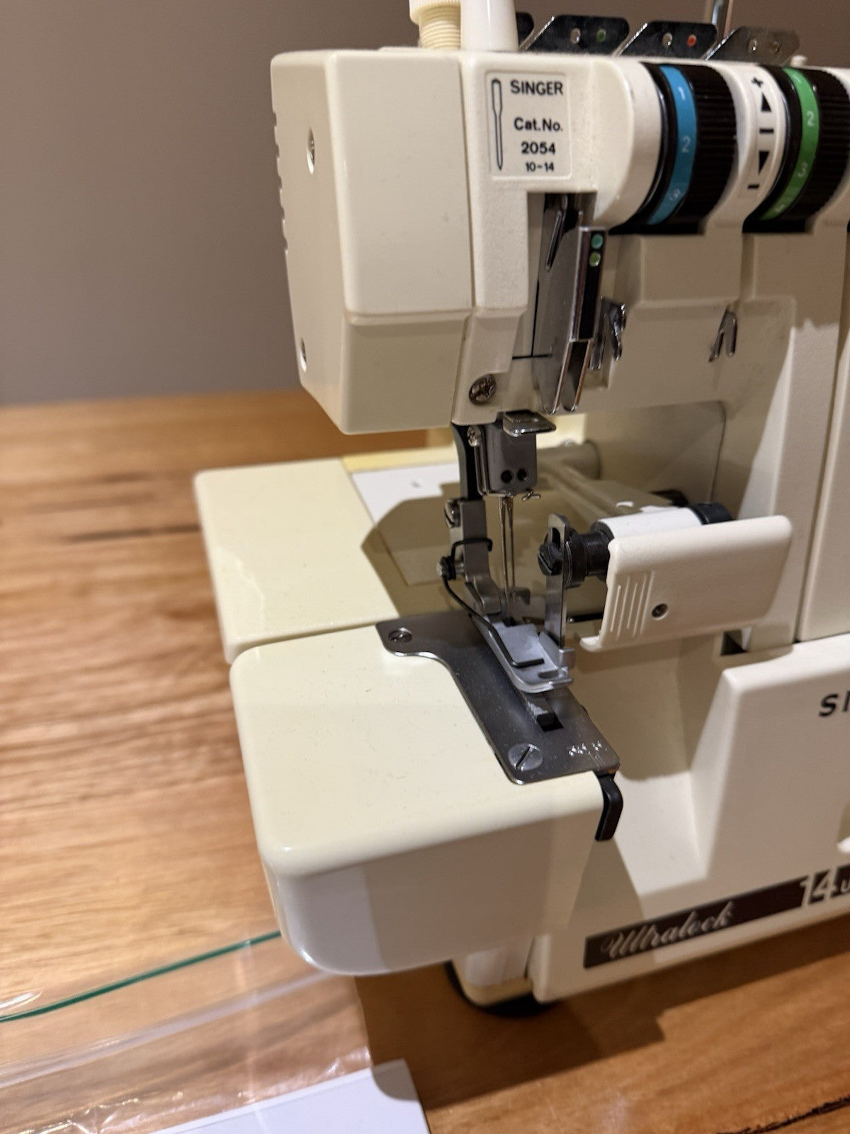 Singer Ultralock 14U34 4 Thread Overlocker