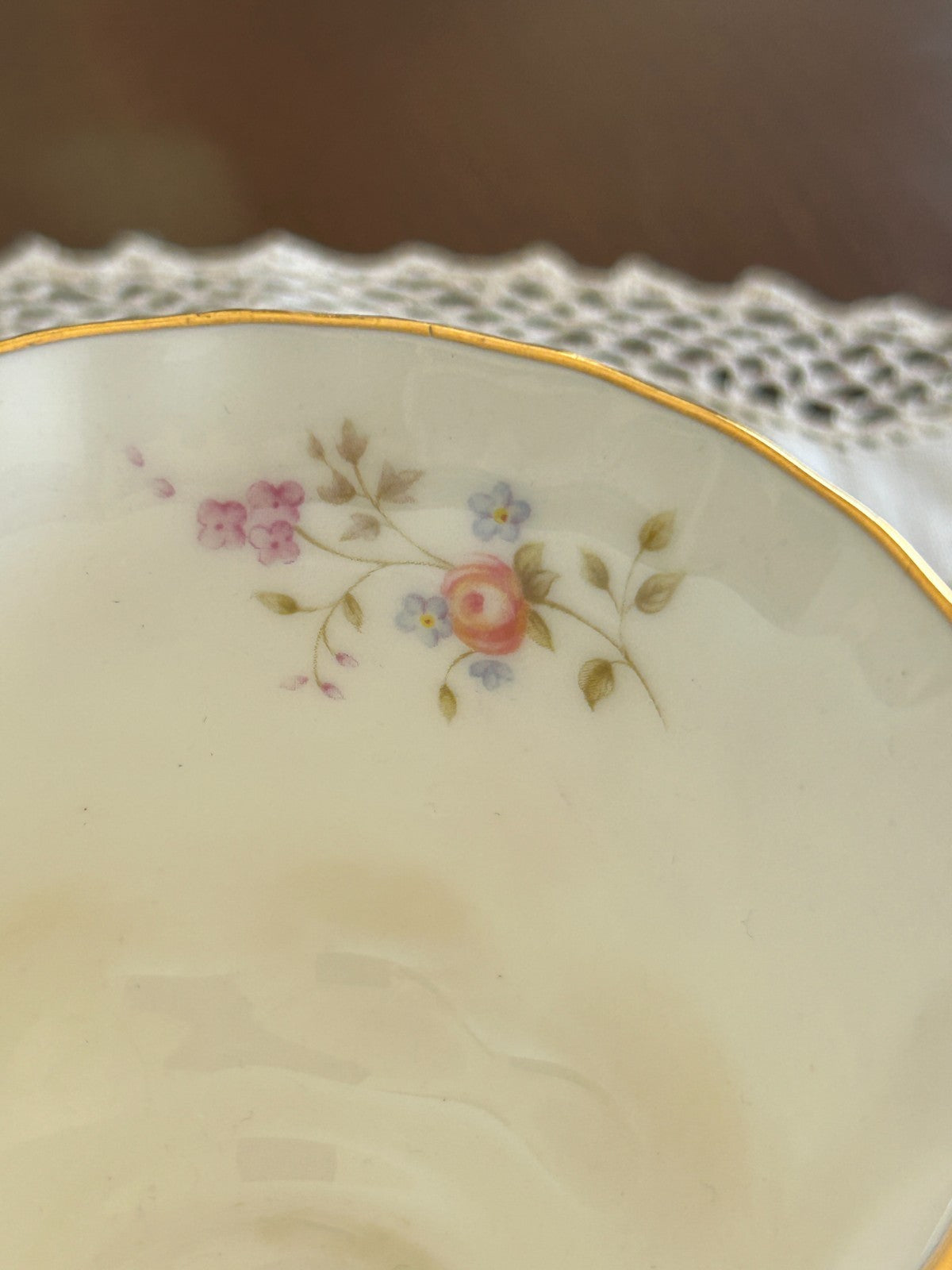 Royal Albert Peach Rose Trio Bone China England 1982 Cup Saucer Plate
