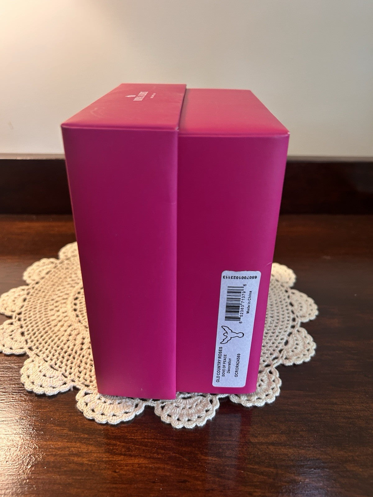 Royal Albert Old Country Roses Dove Ornament Boxed Porcelain Hanging Bird