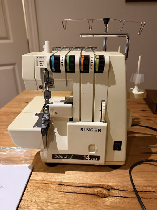 Singer Ultralock 14U34 4 Thread Overlocker