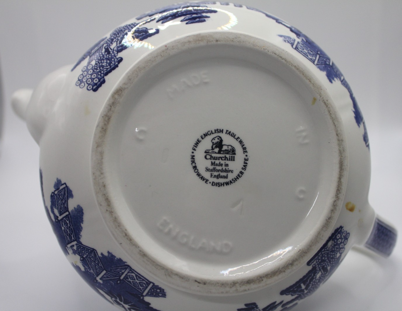 Vintage Churchill Blue & White Teapot – Fine English Tableware, England