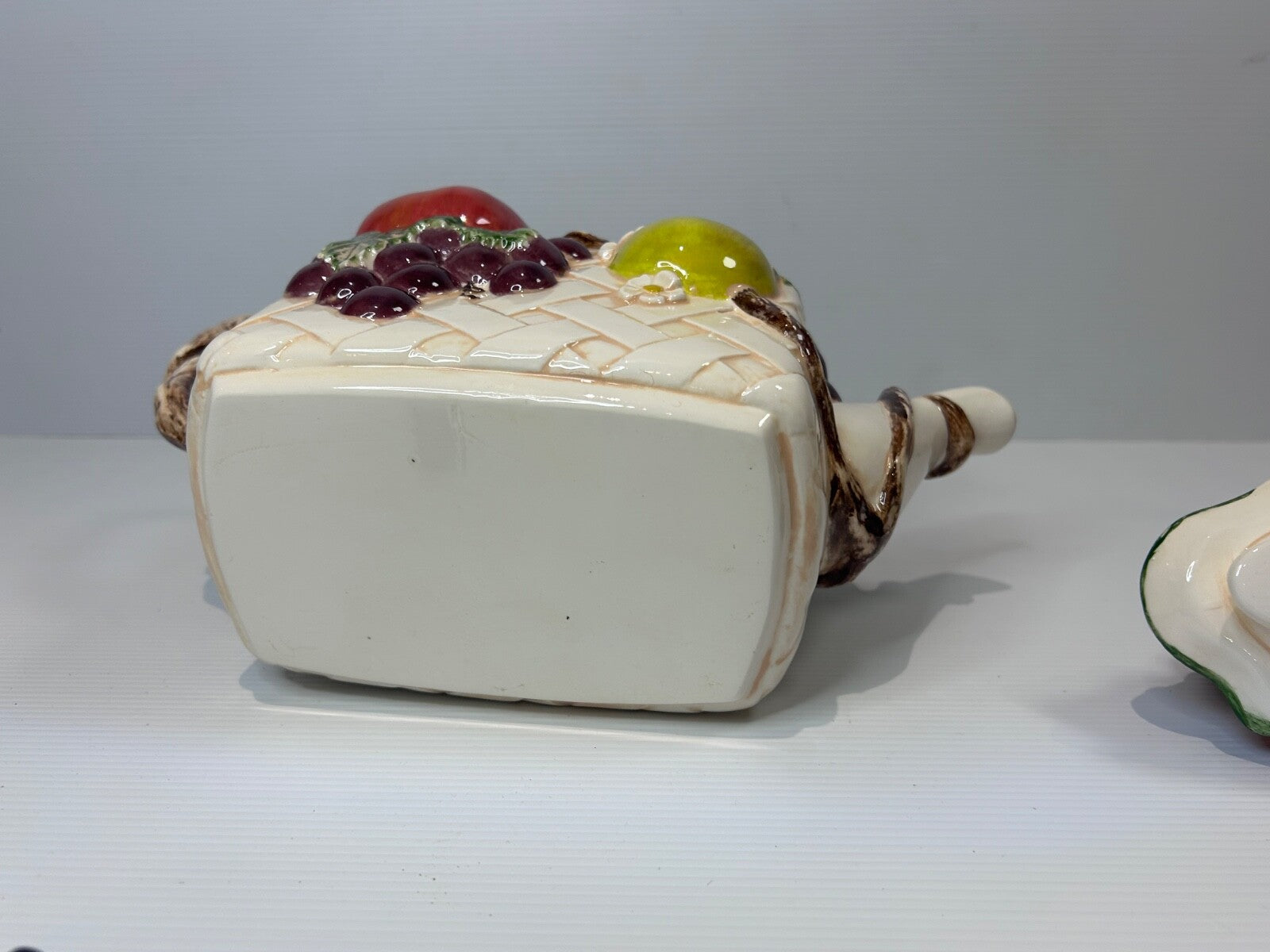Vintage Fruit Basket Teapot – 1980s Retro Kitchen Style – 1950s Inspired Ceramic