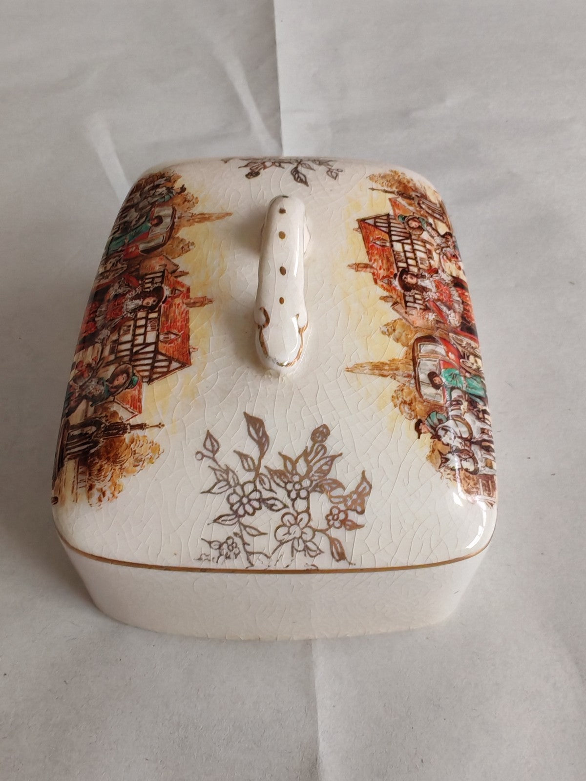 Vintage Crackle Glaze Butter Tray Cover “De Olden Days” Scene