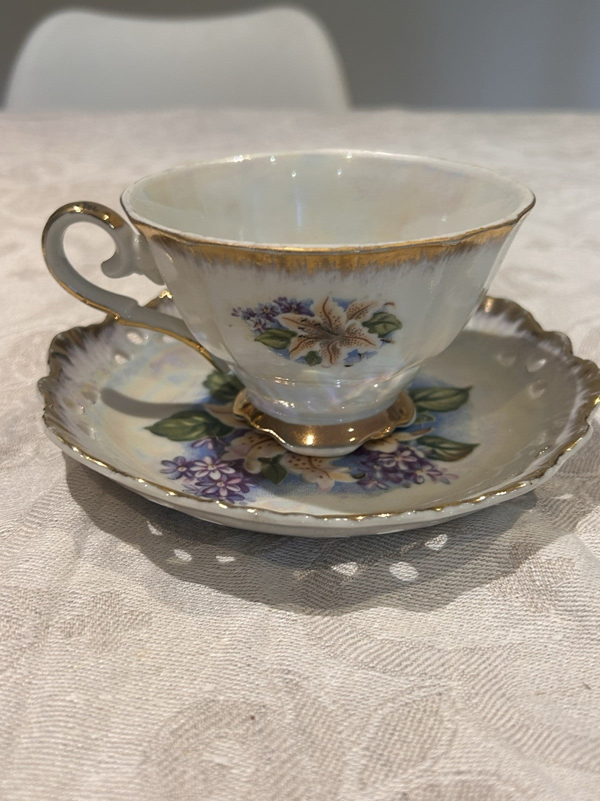 Vintage Lustre Glaze Teacup & Saucer Made in Japan Floral Gold Trim 208